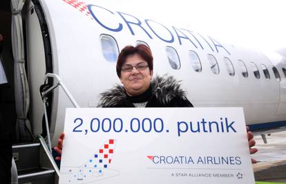 Sjela u avion nakon 40 godina i postala jubilarna putnica CA