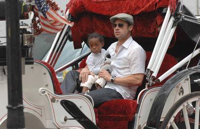 Brad Pitt i kćer Zahara u šetnji po New Yorku