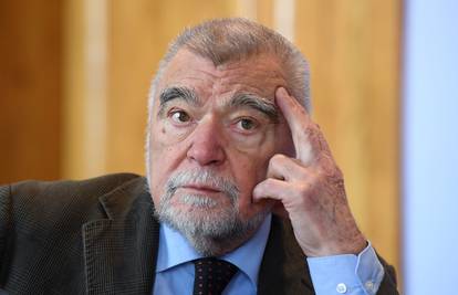 Stipe Mesić: Država je sa svojim institucijama umiješana u zataškavanje brutalnog zločina