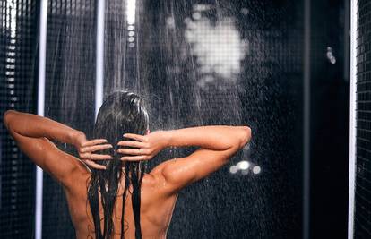 Evo zašto vruća voda kod tuširanja nije prijatelj vaše kože