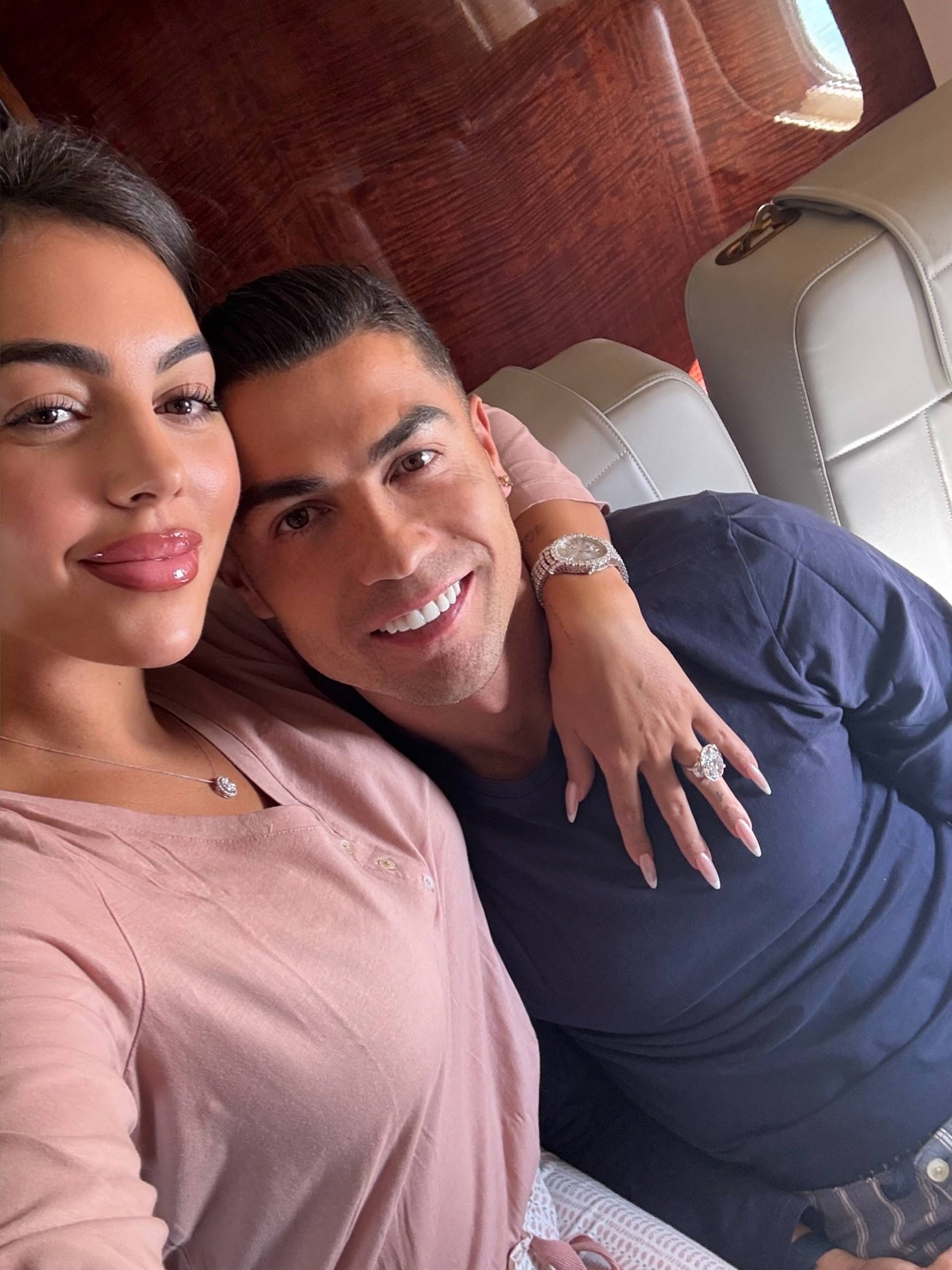 FOTO Ronaldo: Georgina želi da više vremena provodimo u krevetu. To ću raditi tek sa 70