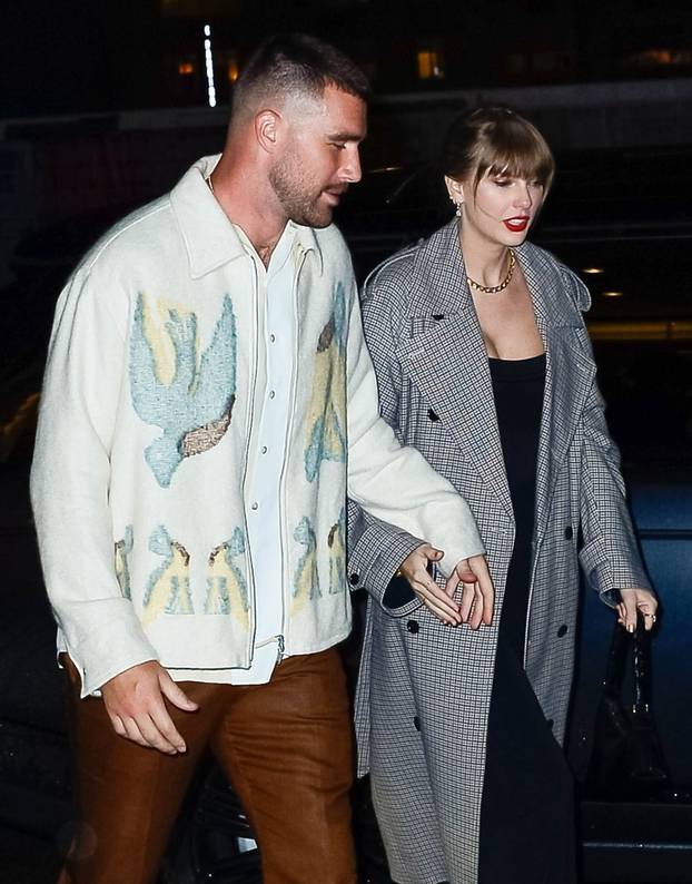 *PREMIUM-EXCLUSIVE* Hot new couple Travis Kelce and Taylor Swift step out for dinner at Nobu in NYC!