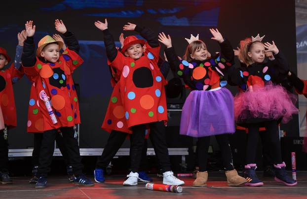 Samobor: Dječja povorka u sklopu 200. obljetnice Samoborskog fašnika