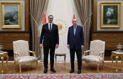 Erdogan i Vučić dogovorili zajedničke korake za rješavanje krize u Bosni i Hercegovini