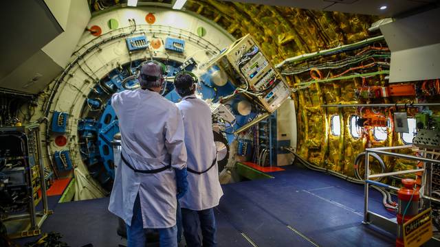 NASA aircraft arrives in Stuttgart