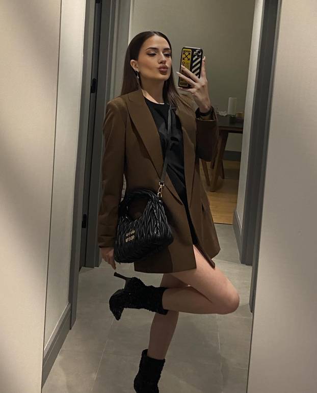 FOTO Bivši dinamovac rastao se s Hrvaticom, sad ljubi 12 godina mlađu Turkinju: 'Moja ljubav'