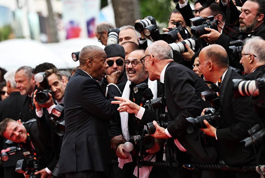 Cannes: Denzel Washington sva?ao se s fotografom na crvenom tepihu