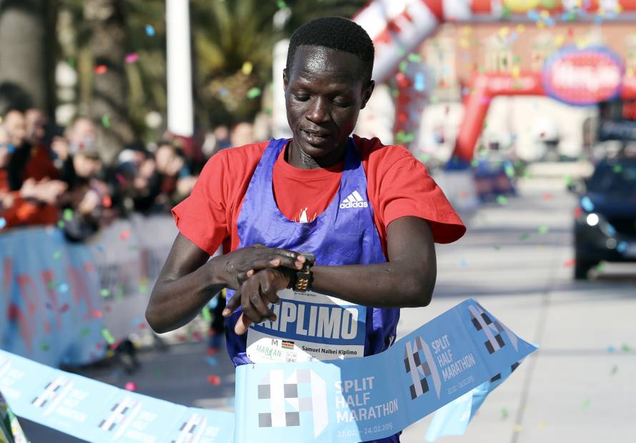 Borut Pahor i Andro KrstulovÄ Opara sudjelovali na Splitskom polumaratonu