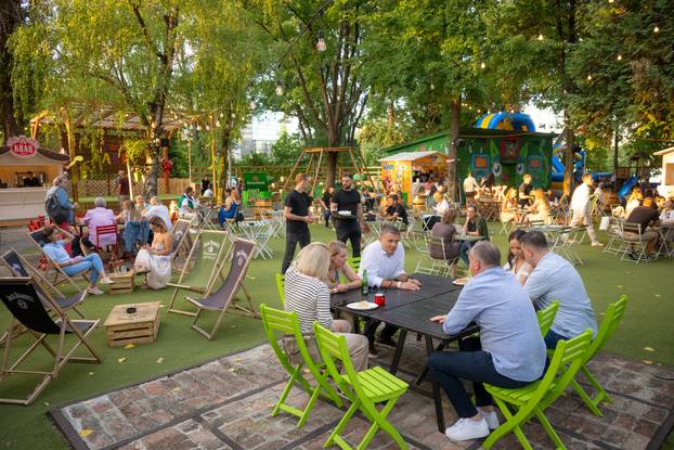 Zagreb: Palačinkafest u Rougemarin parku