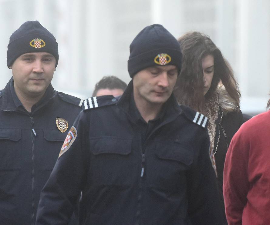 'Pičila' me u venu': Izmamila je bivšeg dečka iz kuće i ubila ga