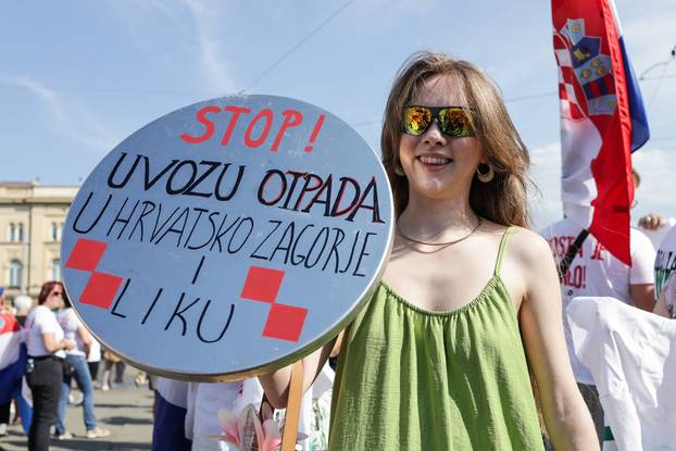 Zagreb: Okupljanje prosvjednika Hodaj za Liku, hodaj za Hrvatsku