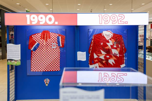 Zagreb: Izložba povodom 35 godina Hrvatskog nogometnog saveza 