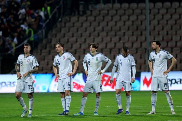 Zenica: Slavlje igrača Bosne i Hercegovine nakon što su svladali Italiju jedanaestercima