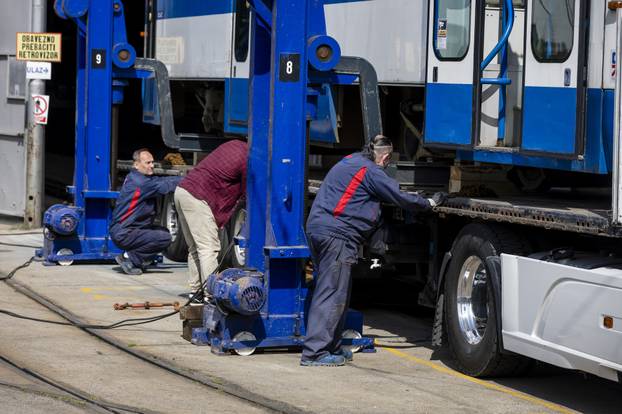 Osijek: Primopredaja tramvaja koje Grad Osijek daruje Gradu Žitomiru u Ukrajini