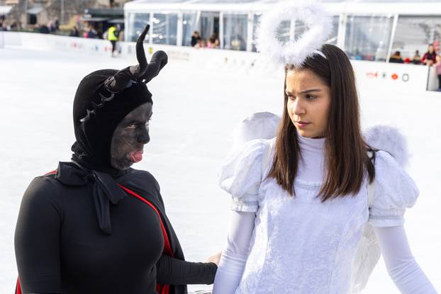 Pula: Sveti Nikola stigao je u  Arenu