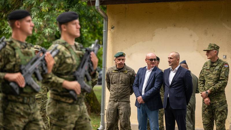 Anušić: Snaga Oružanih snaga jamči da se više nikada neće dogoditi ono '90-ih godina