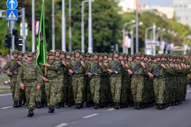 Zagreb: Svečani vojni mimohod u povodu 30 godina VRO Oluja
