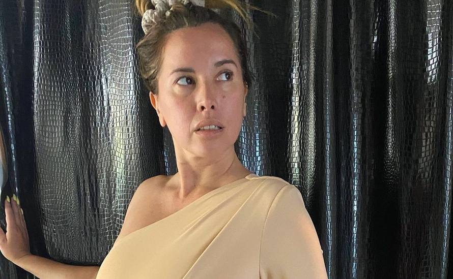 Celzijus pokazala kako izgleda bez trunke šminke: 'Stvarna ja s pripadajućim nedostacima...'