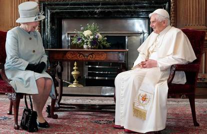 'Papa je crvenim cipelama želio ostaviti dobar dojam'