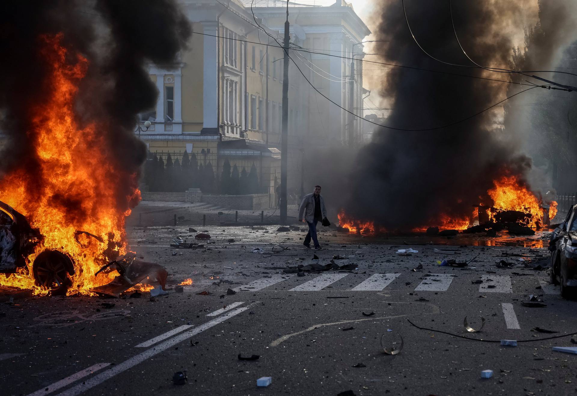 A military strike in central Kyiv