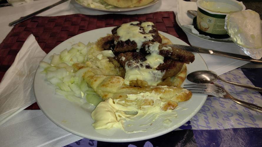 Utočište za sve više Balkanaca: Ćevapi i burek u centru Dublina