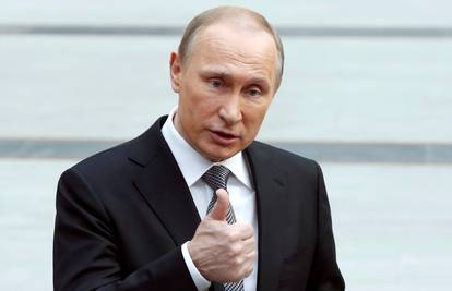 Vladimir Putin službeno je u 2015. zaradio 883.000 kuna