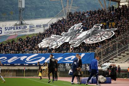 FOTO U Maksimir dolazi više od 2000 navijača Hajduka! Ovo su najbolje koreografije derbija...