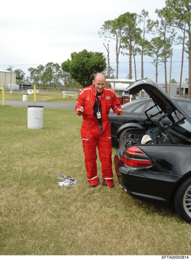 FOTO Ovo su dosad neviđene fotografije iz Epsteinovih spisa