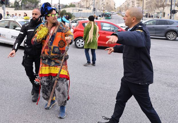 Israeli "Freedom Convoy" protesters demonstrate in Jerusalem