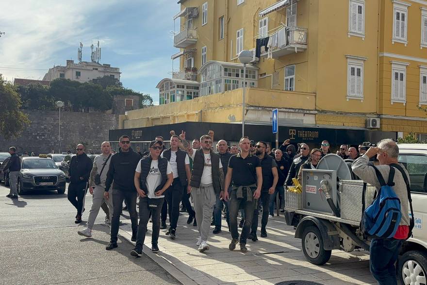 Split: Prosvjed na Rivi