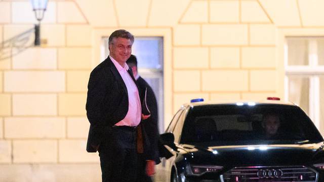 Zagreb: Andrej Plenković odlazi iz Banskih dvora nakon sastanka s Domovinskim pokretom