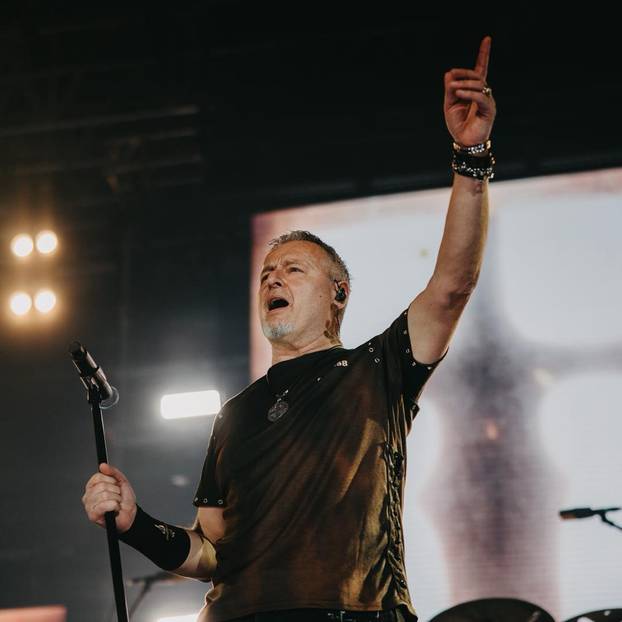 FOTO Drugi Thompsonov nastup u Poreču: Pogledajte kakva je atmosfera na koncertu u Istri