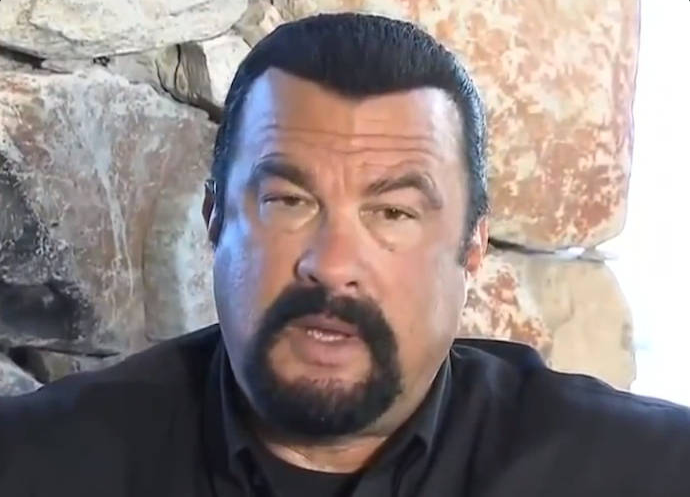 Steven Seagal još uvijek misli da je prava akcijska zvijezda