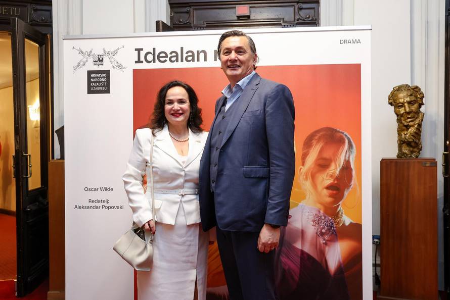 Zagreb: Poznati na premijeri predstave "Idealan muž"