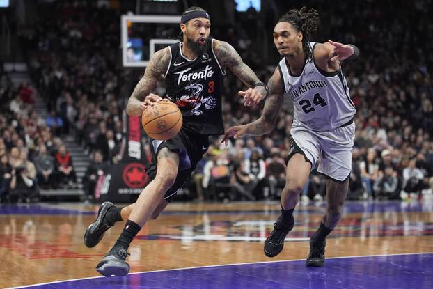 NBA: San Antonio Spurs at Toronto Raptors