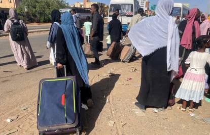 Počele evakuacije u Sudanu: U zemlji se nalazi oko stotinu Hrvata, 21 ih je tražilo pomoć