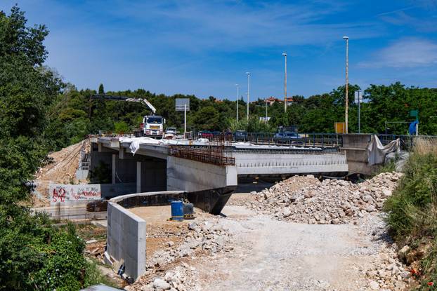 Pula: Radovi na Velom Vrhu
