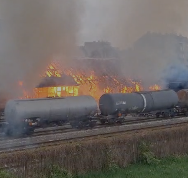 FOTO Evo kako izgleda skladište HŽ-a u Osijeku nakon buktinje