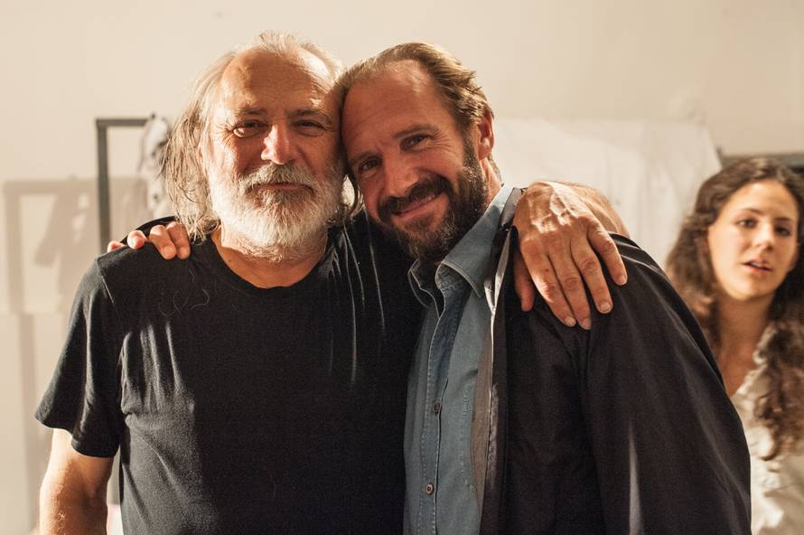 Fiennes: Šerbedžija mi duguje teniski revanš pa opet dolazim