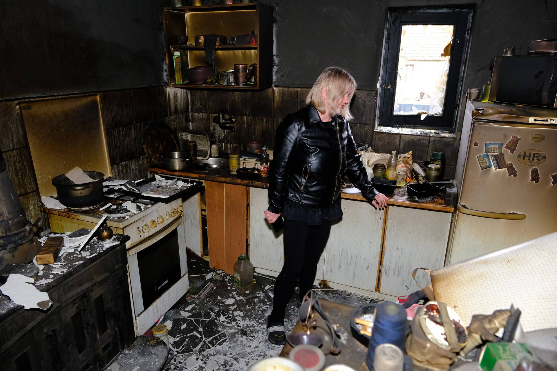 Kuća im je prvo sasvim razorena u potresu, sad je izgorjela: 'Krik nas je probudio usred noći...'