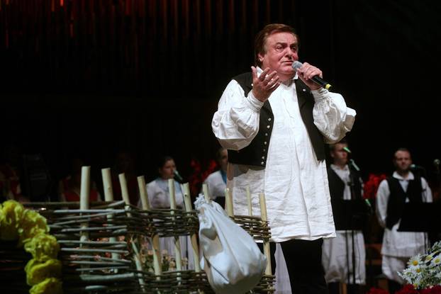 Koncert Popevke Zagrebu uz Dan grada, 50 god. Krapinskog festivala i 25 god. Radija Kaj