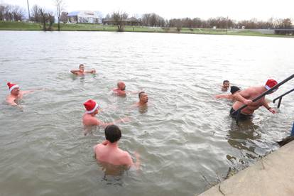 FOTO Zimsko kupanje u Korani: Pogledajte prizore iz Karlovca...