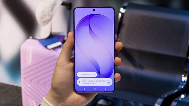 Zbližavanje s Appleom: Galaxy S26 dobio podršku za AirDrop