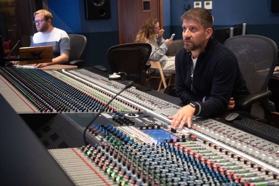 Boris Novković: Drhtao sam od ponosa dok sam pjevao očeve pjesme u slavnom Abbey Roadu