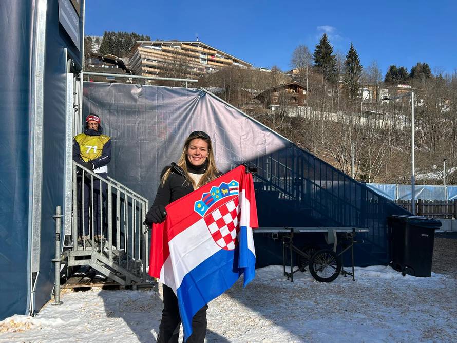 Sandra bodrila Zrinku: Janica je kraljica, Zizi nek bude princeza