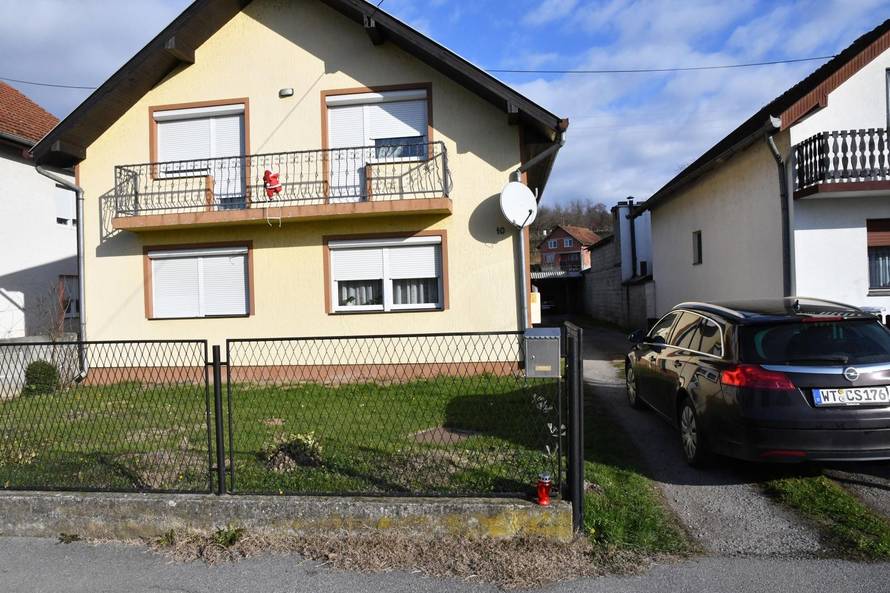 Alilivci - U prometnoj nesreći u mjestu Alilovci poginuo 47-godišnji vozač Audija.