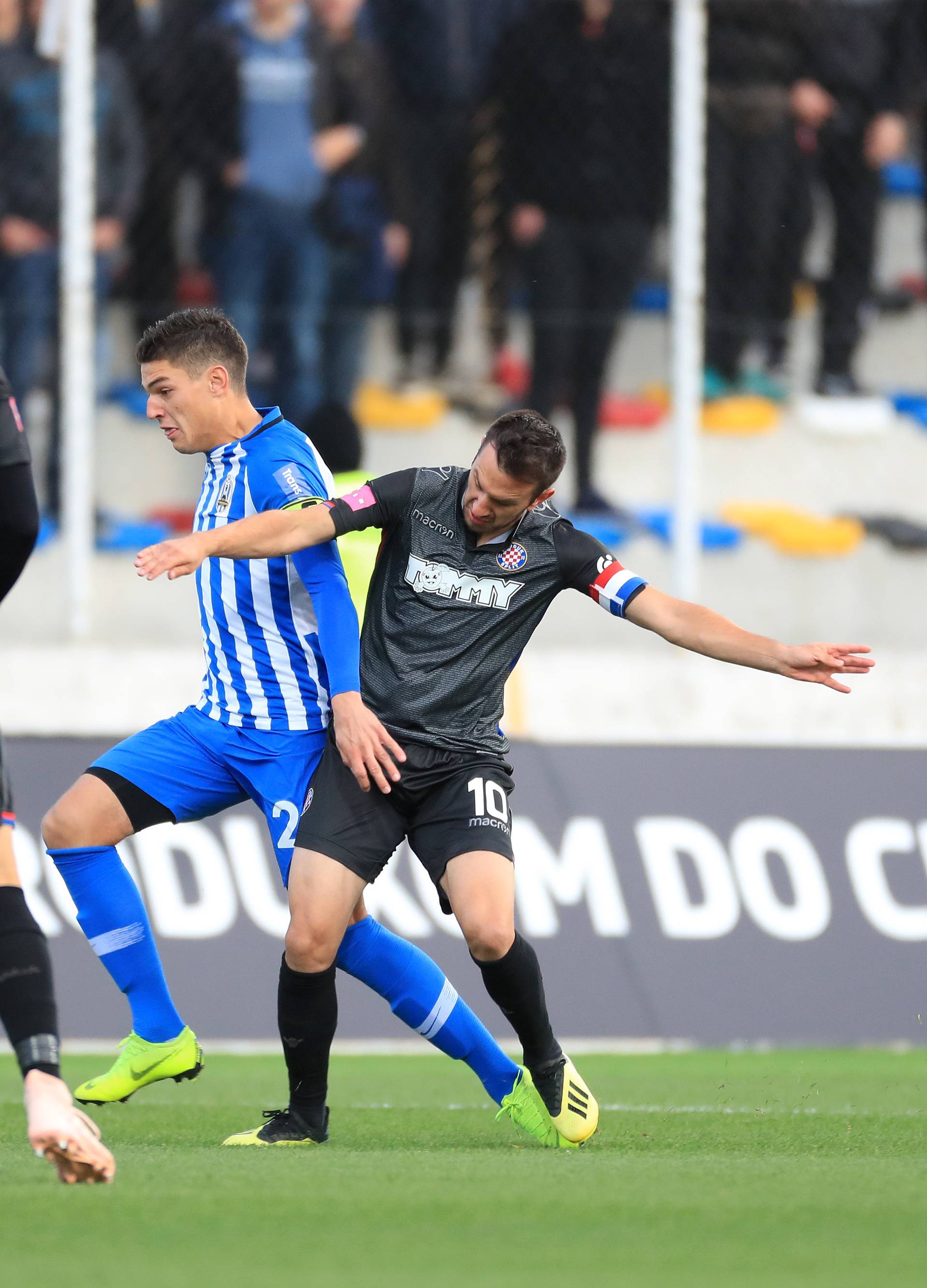 Zagreb: Hrvatski Telekom Prva liga, 11. kolo, Lokomotiva - HNK Hajduk