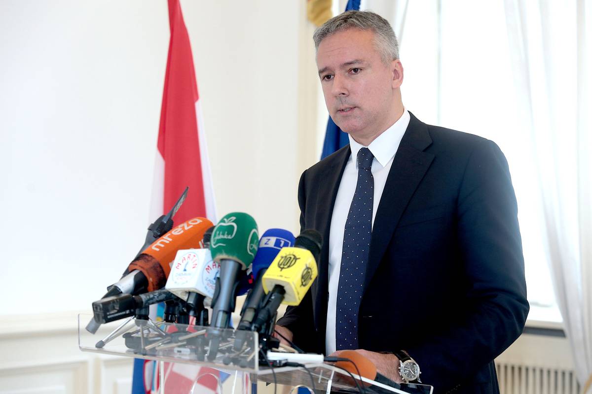 Kosor: Treba tražiti pozitivna rješenja, a ne prepucavati se
