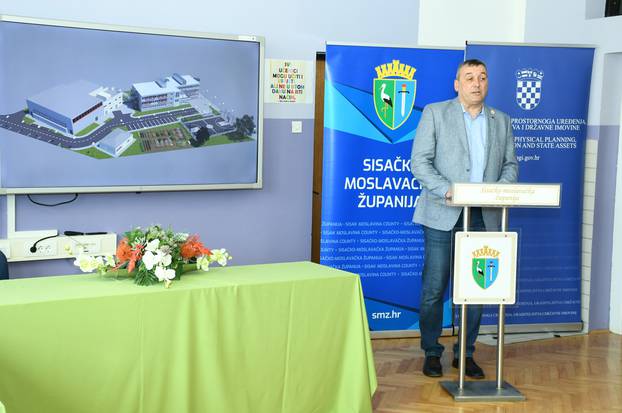 Javno predstavljanje projekta rekonstrukcije Srednje škole Petrinja