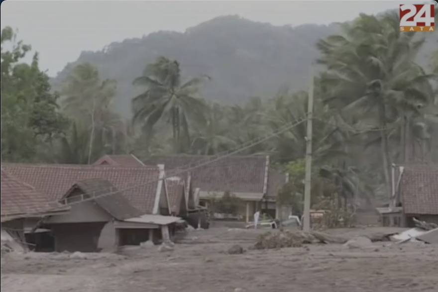 Erupcija vulkana Semeru u Indoneziji